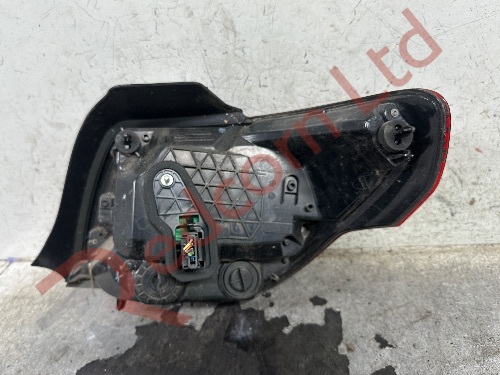 DS AUTOMBILES DS3 CABRIO 2015-2019 REAR TAIL LIGHT LEFT SIDE