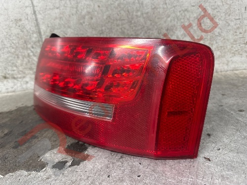 AUDI A5 CONVERTIBLE 2009-2012 REAR TAIL LIGHT RIGHT SIDE