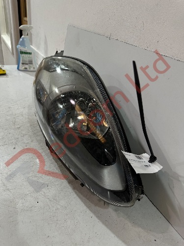 FIAT PUNTO 2012-2018 HEADLIGHT HEADLAMP RIGHT SIDE