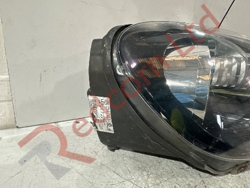 VOLKSWAGEN GOLF MK6 2008-2012 HEADLIGHT HEADLAMP RIGHT SIDE