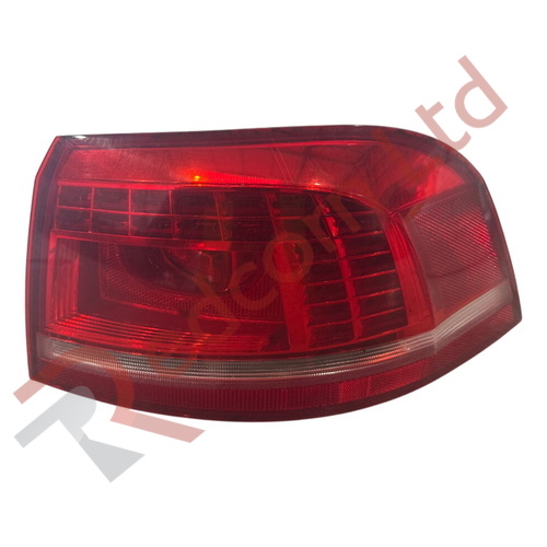 VOLKSWAGEN PASSAT ESTATE 2010-2014 REAR TAIL LIGHT RIGHT SIDE OUTER