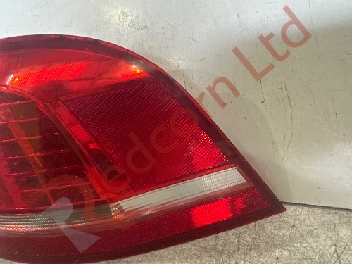 VOLKSWAGEN PASSAT ESTATE 2010-2014 REAR TAIL LIGHT RIGHT SIDE OUTER