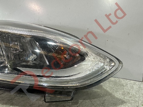 FORD FIESTA MK8 ST-LINE 2017-2021 HEADLIGHT HEADLAMP RIGHT SIDE