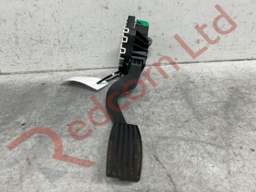 FIAT 500l Lounge 2012-2022 Throttle Pedal