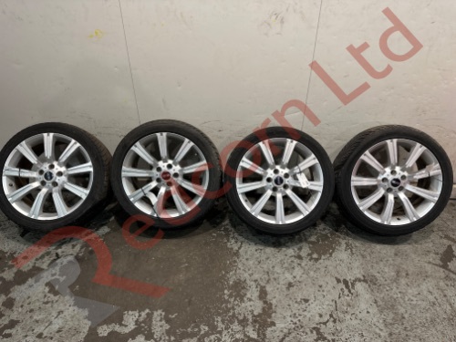 Range Rover Wheels & Tyres Set OF 4 (275/40R20) 20'' SILVER
