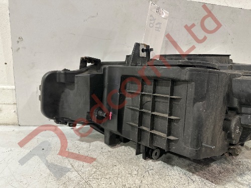 BMW 3 SERIES F30/F31 2012-2015 HEADLIGHT HEADLAMP RIGHT SIDE BROKEN